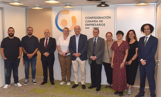 La Federación de Servicios, Movilidad y Consumo de UGT Canarias y CCOO Servicios firman el convenio de Oficinas y Despachos de Las Palmas